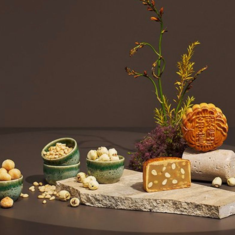 Pine Nuts, Macadamia Nuts And White Lotus Paste Baked Mooncake